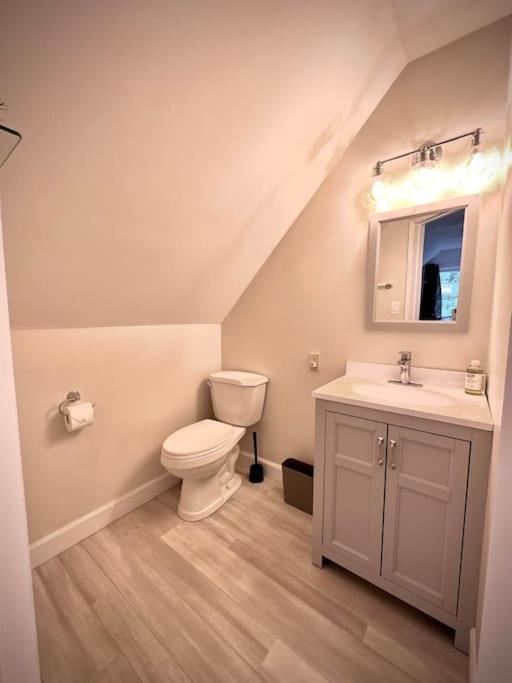 Cottage Retreat On 11 Acres 플레셔튼 외부 사진