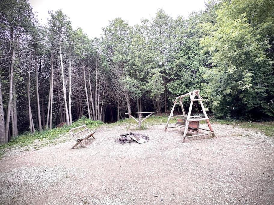 Cottage Retreat On 11 Acres 플레셔튼 외부 사진